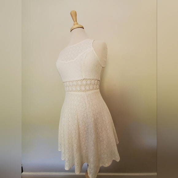 Free People mini dress floral ivory lace crochet daisy waist grad bridal small 0 - Picture 2 of 9
